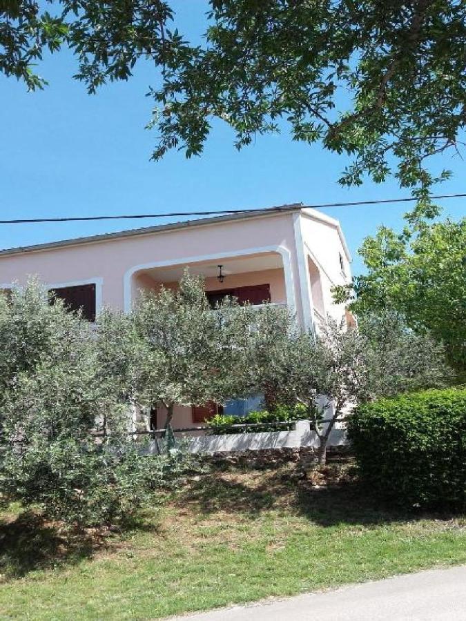 Apartments Smilje I Maslina Gornji Karin Exterior foto
