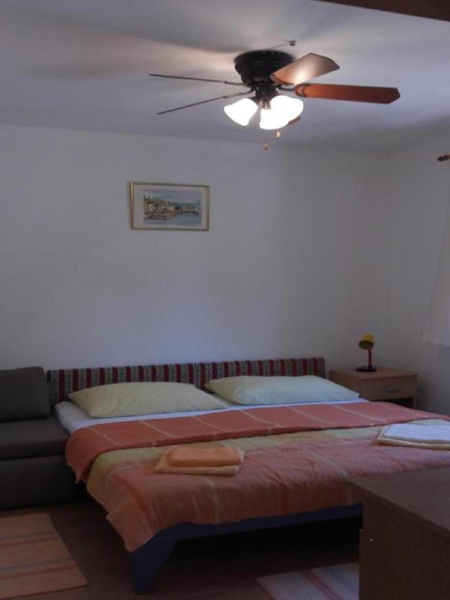 Apartments Smilje I Maslina Gornji Karin Cameră foto