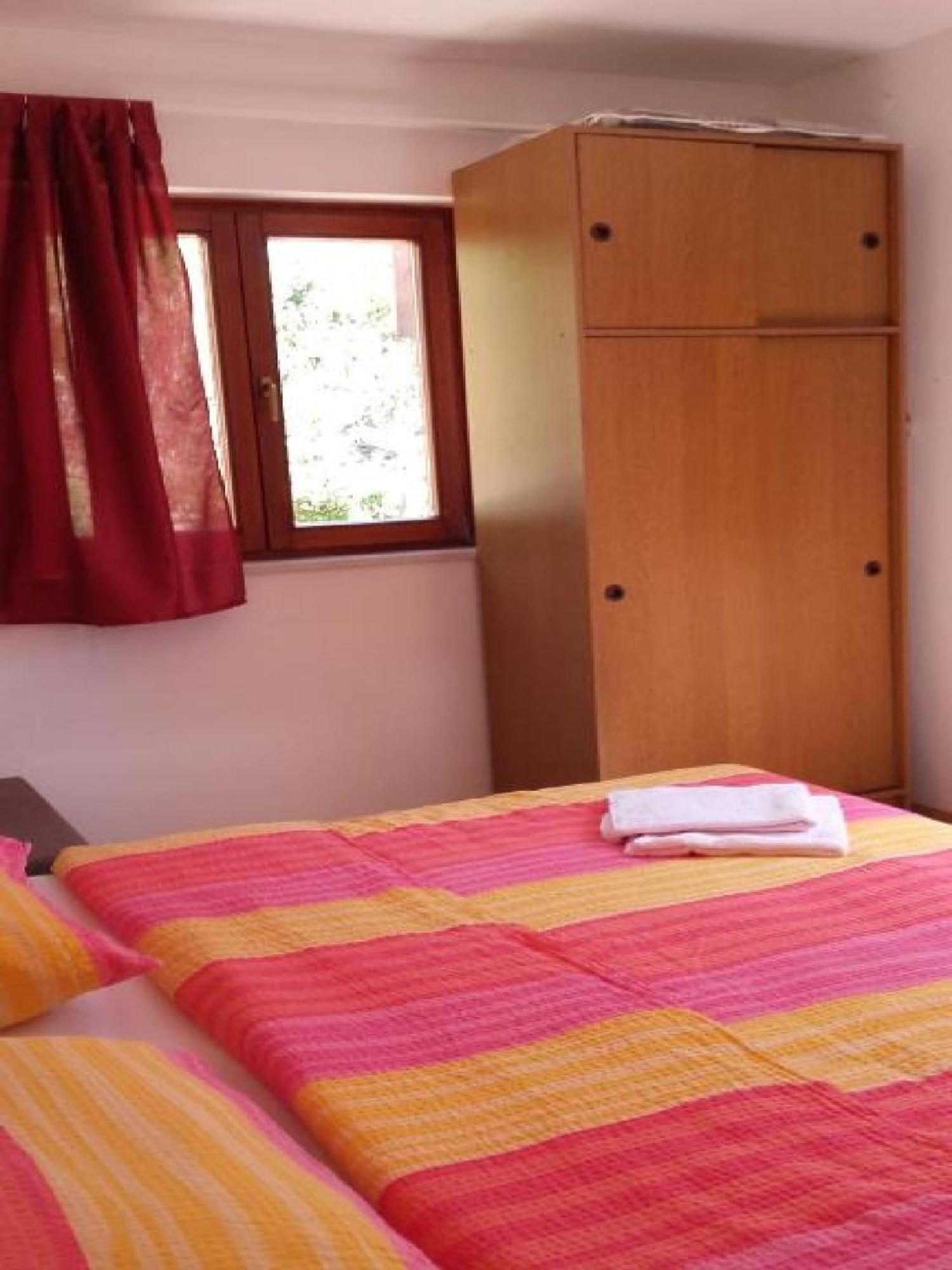 Apartments Smilje I Maslina Gornji Karin Cameră foto